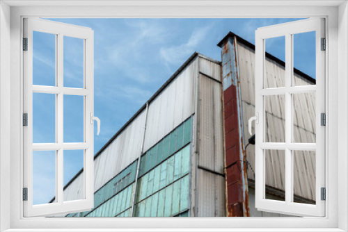 Fototapeta Naklejka Na Ścianę Okno 3D - Fassade einer Montagehalle