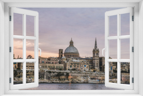 Fototapeta Naklejka Na Ścianę Okno 3D - Valletta seafront skyline view, Malta
