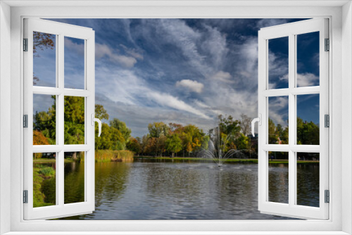 Fototapeta Naklejka Na Ścianę Okno 3D - Fountain in Park Pond