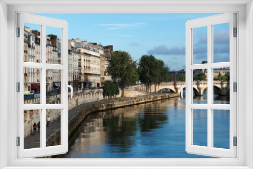 Paris Saint Michel, quai de Seine