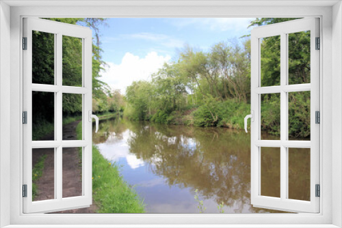 Fototapeta Naklejka Na Ścianę Okno 3D - A view of the Shropshire Union Canal at Whitchurch