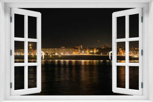 Fototapeta Naklejka Na Ścianę Okno 3D - Coruña at night