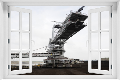 Fototapeta Naklejka Na Ścianę Okno 3D - coal mining