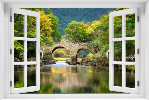 Fototapeta Naklejka Na Ścianę Okno 3D - Irladia, zabytkowy most