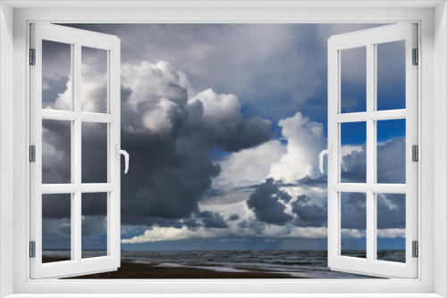 Fototapeta Naklejka Na Ścianę Okno 3D - Clouds over Baltic sea at Liepaja, Latvia.