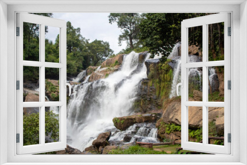 Fototapeta Naklejka Na Ścianę Okno 3D - Mae Klang Waterfall Thailand