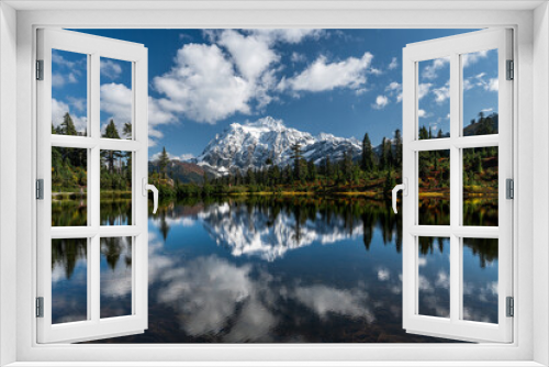 Fototapeta Naklejka Na Ścianę Okno 3D - Picture Lake Reflection of Mt. Shuksan