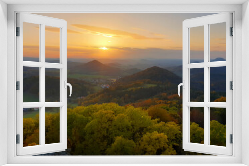 Fototapeta Naklejka Na Ścianę Okno 3D - View from the viewpoint of the mountain landscape at sunset