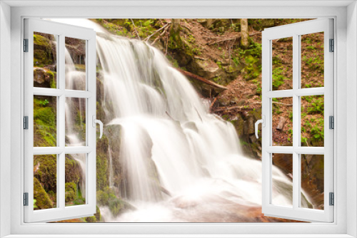 Fototapeta Naklejka Na Ścianę Okno 3D - Waterfalls in the mountains