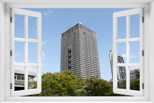 Fototapeta Naklejka Na Ścianę Okno 3D - 高層マンションと街並み