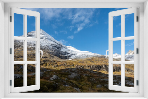 Fototapeta Naklejka Na Ścianę Okno 3D - Autumn at Reinheimen National park Norway