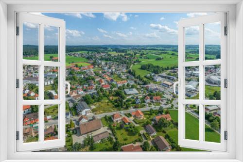 Ausblick auf den Ort Vogt nahe Wangen in Oberschwaben von oben