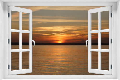 Fototapeta Naklejka Na Ścianę Okno 3D - sunset view on Lake Pleshcheyevo