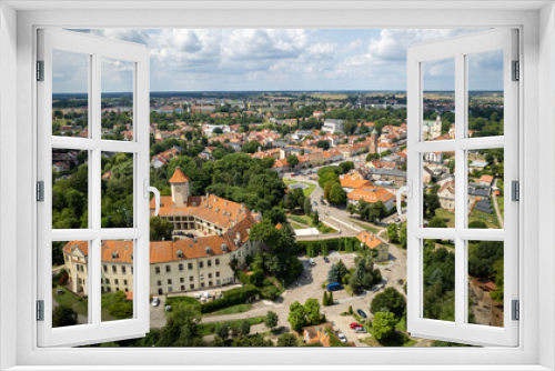 Fototapeta Naklejka Na Ścianę Okno 3D - Captivating Views of Pułtusk City, Castle, and Old Town from Above