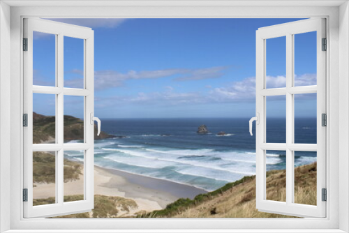 Fototapeta Naklejka Na Ścianę Okno 3D - New zealand sandy beach white and green gras blue sky
