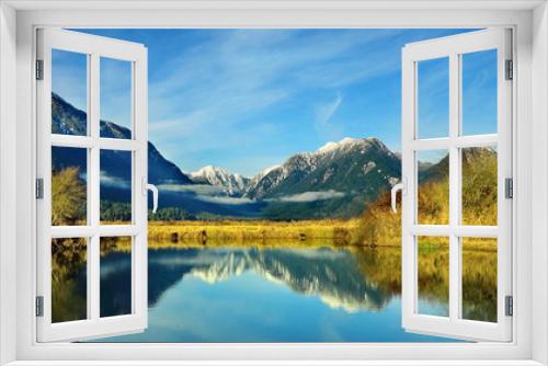 Fototapeta Naklejka Na Ścianę Okno 3D - Pitt Lake valley provintional park  British Columbia