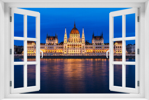 hungarian parliament building