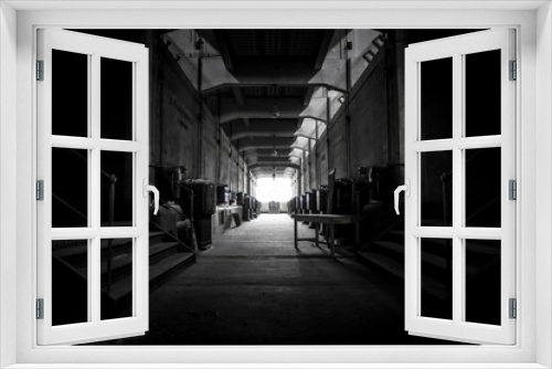 Fototapeta Naklejka Na Ścianę Okno 3D - Dark industrial interior