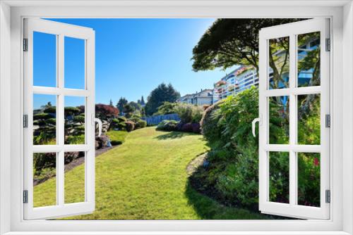 Fototapeta Naklejka Na Ścianę Okno 3D - Beautiful backyard landscape design
