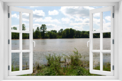 Fototapeta Naklejka Na Ścianę Okno 3D - The river Loire