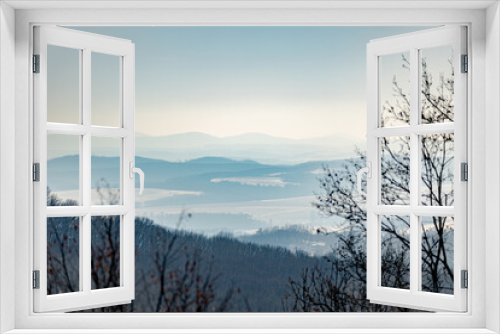 Fototapeta Naklejka Na Ścianę Okno 3D - Cloudy morning above the hills