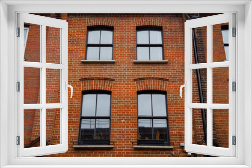 Fototapeta Naklejka Na Ścianę Okno 3D - the exterior of a tipical london property.
