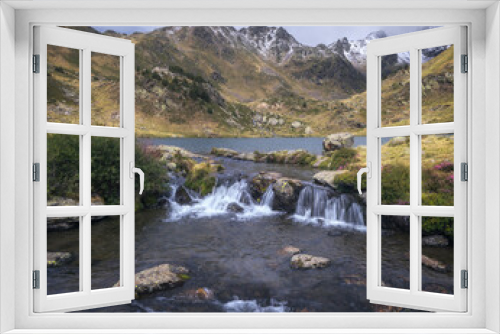 Fototapeta Naklejka Na Ścianę Okno 3D - Waterfall at Tristaina Lakes in the Pyrenees, Andorra