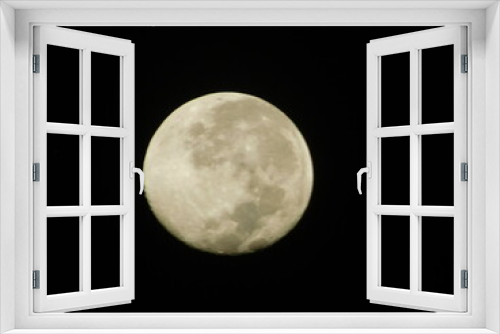 Fototapeta Naklejka Na Ścianę Okno 3D - full moon potrait at night 