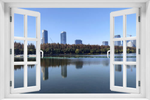 Fototapeta Naklejka Na Ścianę Okno 3D - View of Xuanwu lake in Nanjing during autumn session