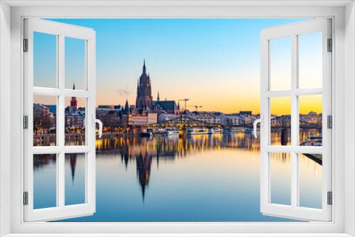 Fototapeta Naklejka Na Ścianę Okno 3D - scenic skyline of Frankfurt am Main with reflection in the river, Germany