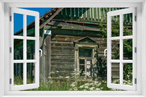Fototapeta Naklejka Na Ścianę Okno 3D - House in abandoned Russian village