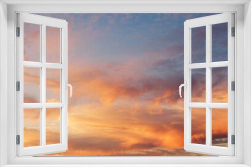 Fototapeta Naklejka Na Ścianę Okno 3D - Beautiful dramatic sunset sky