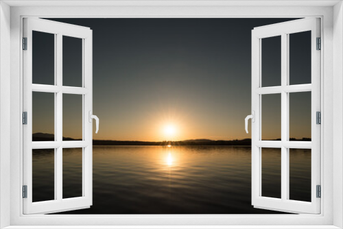 Fototapeta Naklejka Na Ścianę Okno 3D - Staffelsee im Sonnenuntergang
