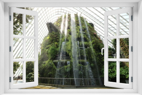 Fototapeta Naklejka Na Ścianę Okno 3D - ガーデンズバイザベイ　シンガポール