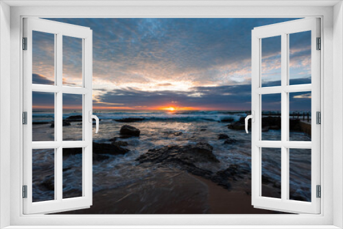Fototapeta Naklejka Na Ścianę Okno 3D - Sunrise view from Avalon Beach, Sydney, Australia.