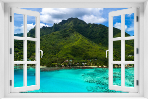 Fototapeta Naklejka Na Ścianę Okno 3D - Aerial Landscapes of Moorea island in French Polynesia