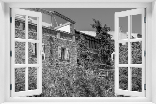 Fototapeta Naklejka Na Ścianę Okno 3D - Le Castellet in FRankreich