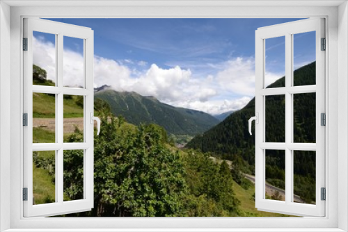 Fototapeta Naklejka Na Ścianę Okno 3D - estate in montagna