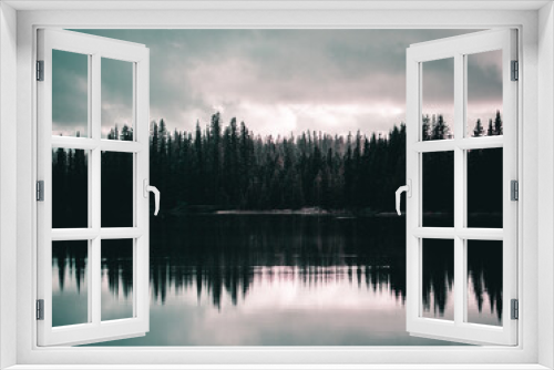 Fototapeta Naklejka Na Ścianę Okno 3D - Lake reflections