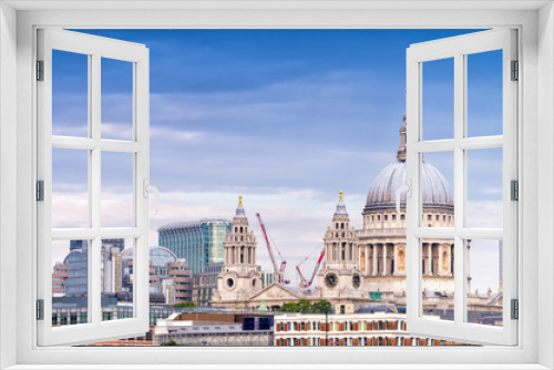 Fototapeta Naklejka Na Ścianę Okno 3D - Beautiful view of St Paul Cathedral - London