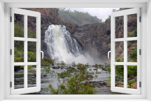 Fototapeta Naklejka Na Ścianę Okno 3D - Bloomfield Falls near Cooktown, Far North Queensland, Australia