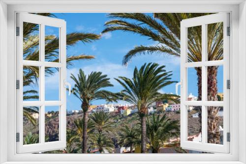 Fototapeta Naklejka Na Ścianę Okno 3D - Palmeras y casas en San Sebastián de La Gomera, Islas Canarias