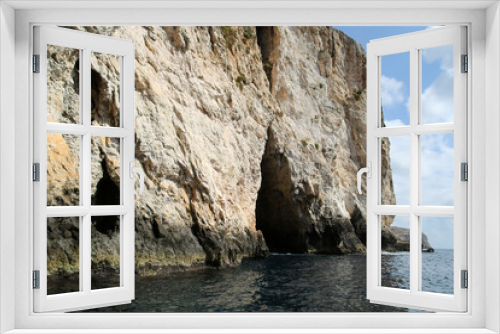 Fototapeta Naklejka Na Ścianę Okno 3D - Steep cliffs at the Blue Grotto on the island of Malta