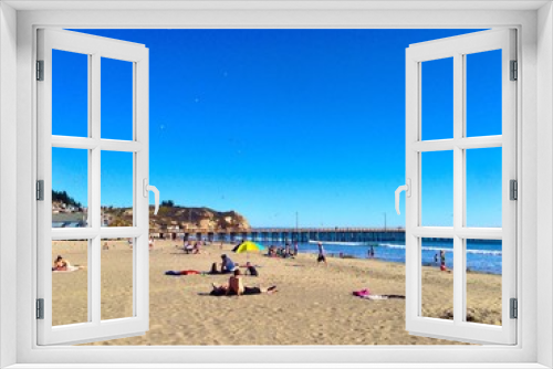 Fototapeta Naklejka Na Ścianę Okno 3D - Nice sunny day in malibu beach california