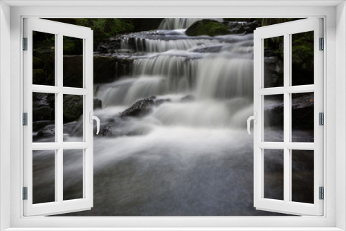 Fototapeta Naklejka Na Ścianę Okno 3D - Waterfall Lumsdale Falls