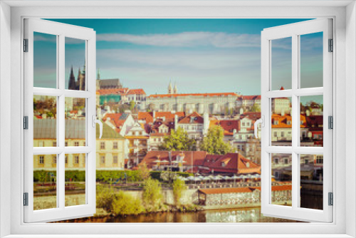 Fototapeta Naklejka Na Ścianę Okno 3D - View of Mala Strana and  Prague castle over Vltava river