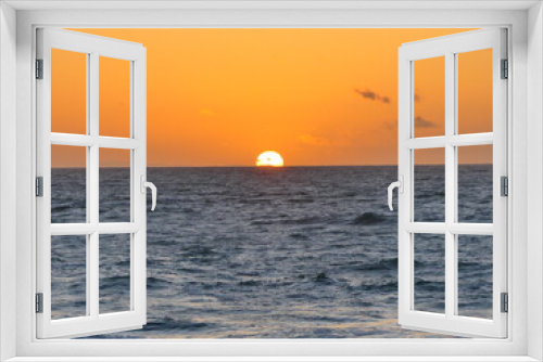 Fototapeta Naklejka Na Ścianę Okno 3D - Coucher de soleil sur la mer