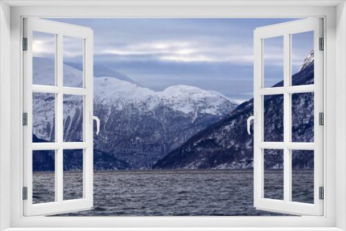 Fototapeta Naklejka Na Ścianę Okno 3D - Winterliche Landschaft in Norwegen im Gebiet der Fjorde