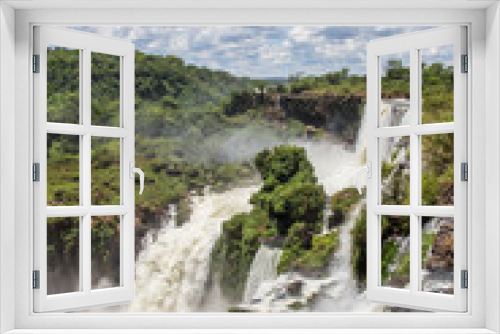 Fototapeta Naklejka Na Ścianę Okno 3D - Many waterfalls at Iguazu National Park