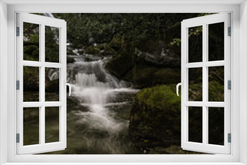 Fototapeta Naklejka Na Ścianę Okno 3D - Nacedero del Rio Cadagua